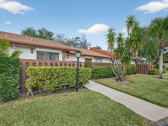 3rd image of 4934 Sable Pine Circle #B