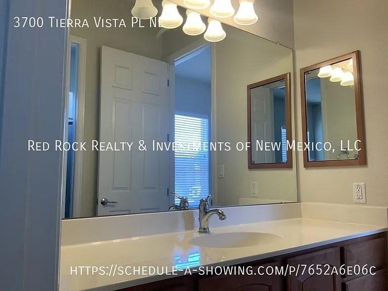 3700 Tierra Vista Pl NE — Photo 17