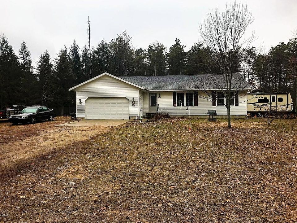 1st image of 8658 E Laketon Ave