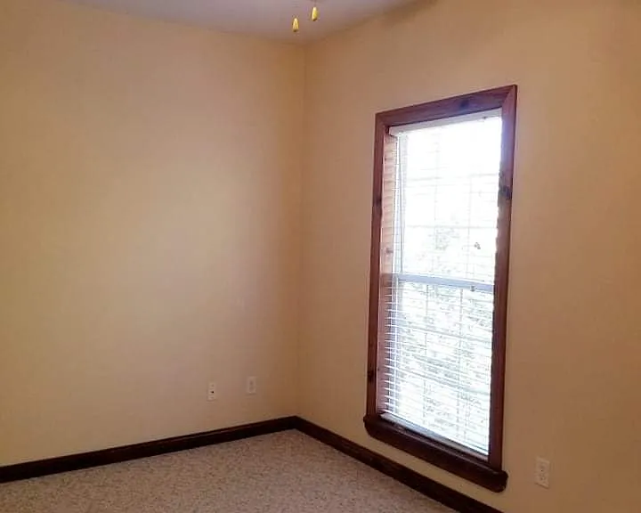 3516 Walnut Grove Ln NE — Photo 11