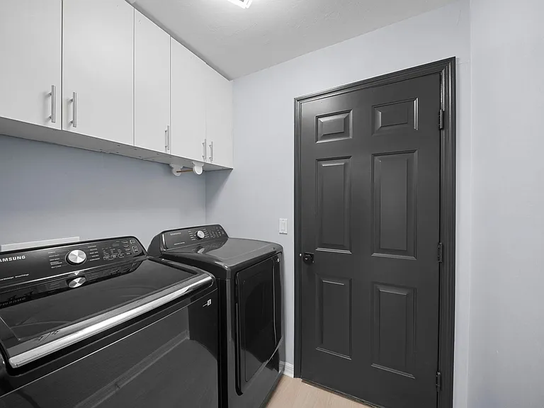 15624 Sunny Crest Ln — Photo 28