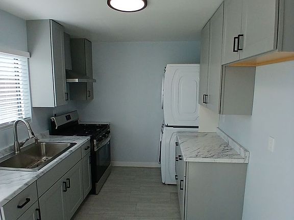 2nd image of 219-227 E 49th St #27-6