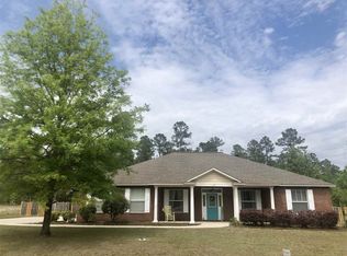 154 Parkside Cir, Crawfordville, FL 32327