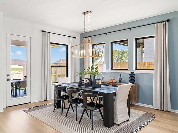 The Milburn - Dining