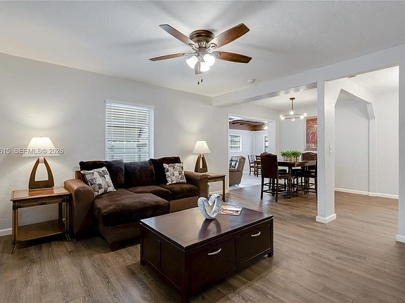 5th image of 6531 SW 57th Pl