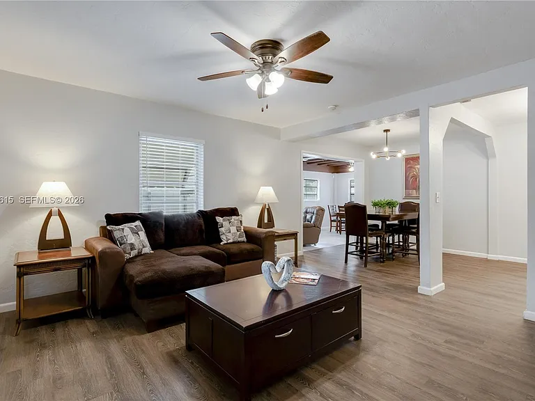 6531 SW 57th Pl — Photo 4
