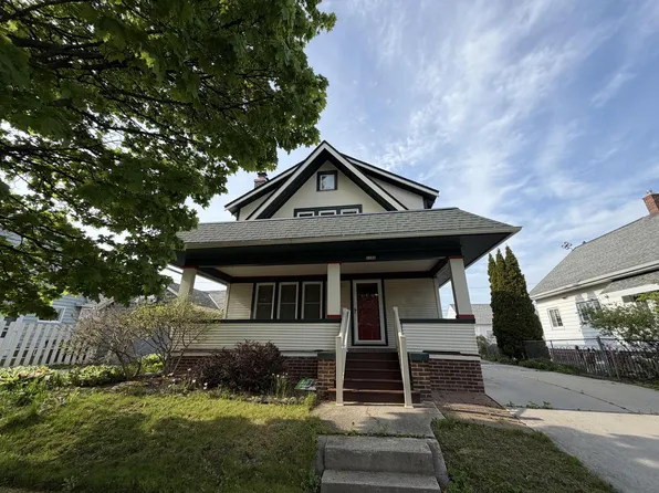 1126 Oakland AVENUE, Sheboygan, WI 53081
