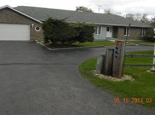 9302 N Clark Rd, Richmond, IL 60071