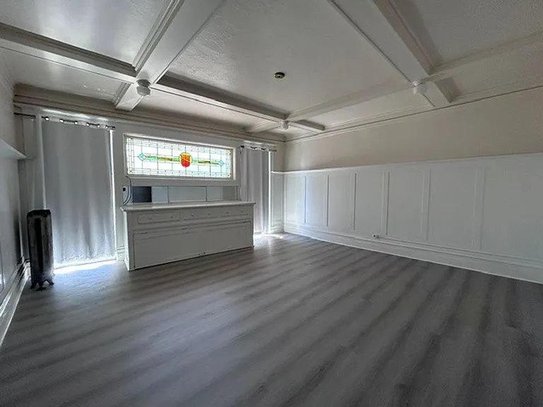 Coming soon, Spacious, Studio, One Bath Unit, with upgraded floors, above commercial shops — Photo 5