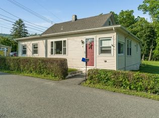 6 Franklin Street, Franklin Twp., NJ 07882