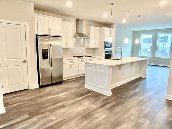 2nd image of 2343 Water Promenade Ave