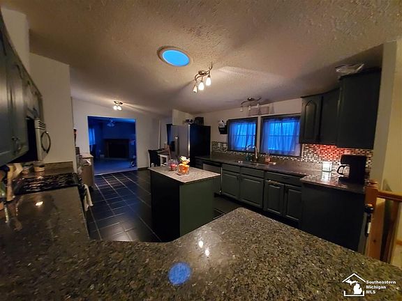4th image of 12919 C St