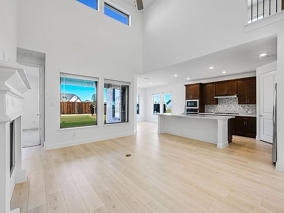 6th image of this home