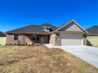 997 Fair Oaks St, Springdale, AR 72762