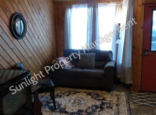 24 S Woodard Ave, Absarokee, MT 59001