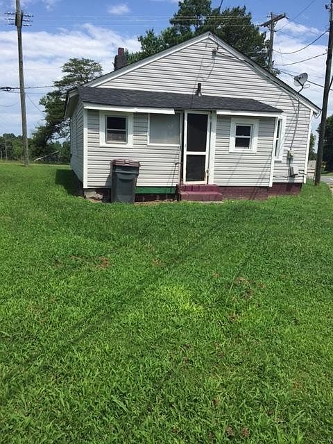1st image of 901 Vance St