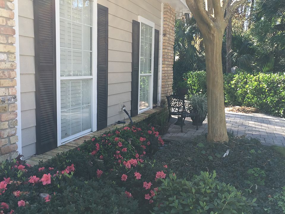 1st image of 380 Creekstone Ct