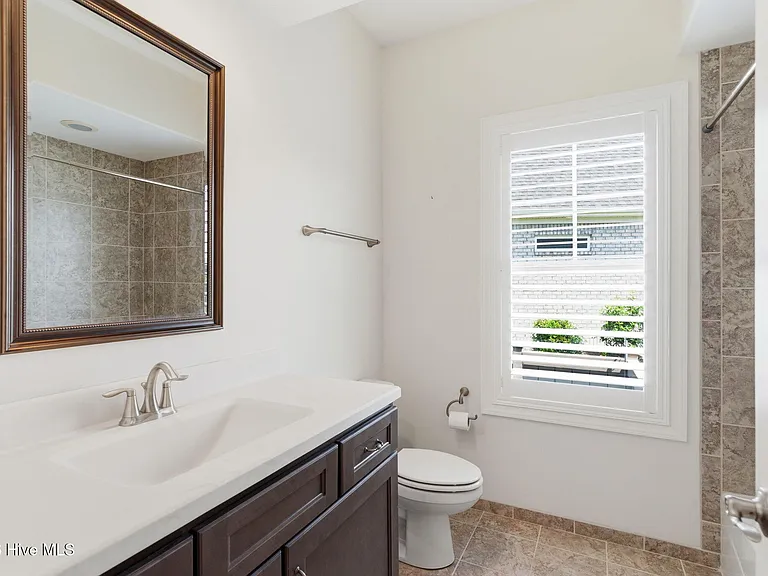 1226 Nightingale Ct — Photo 32