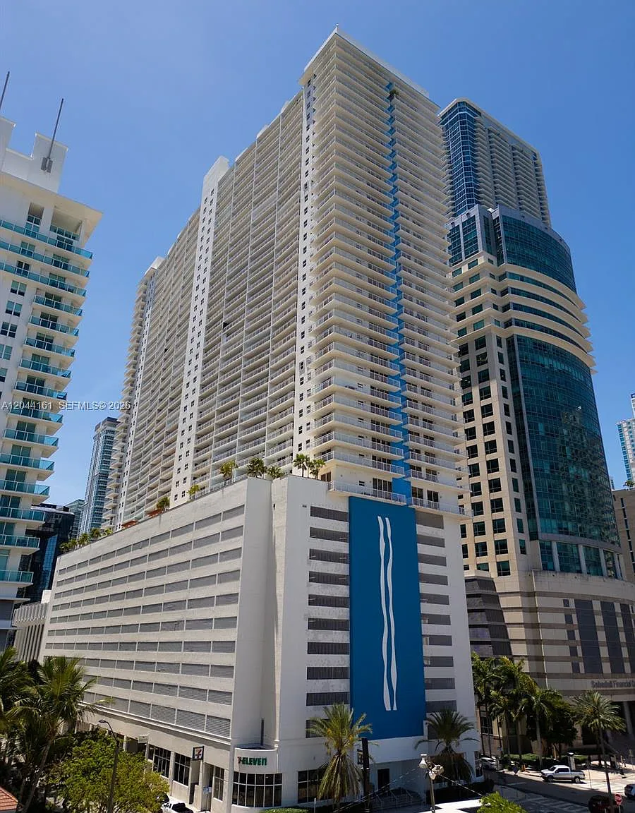 The Club At Brickell Bay — Photo 1