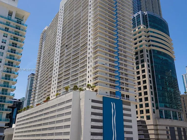1200 Brickell Bay Dr #2806 — Photo 1