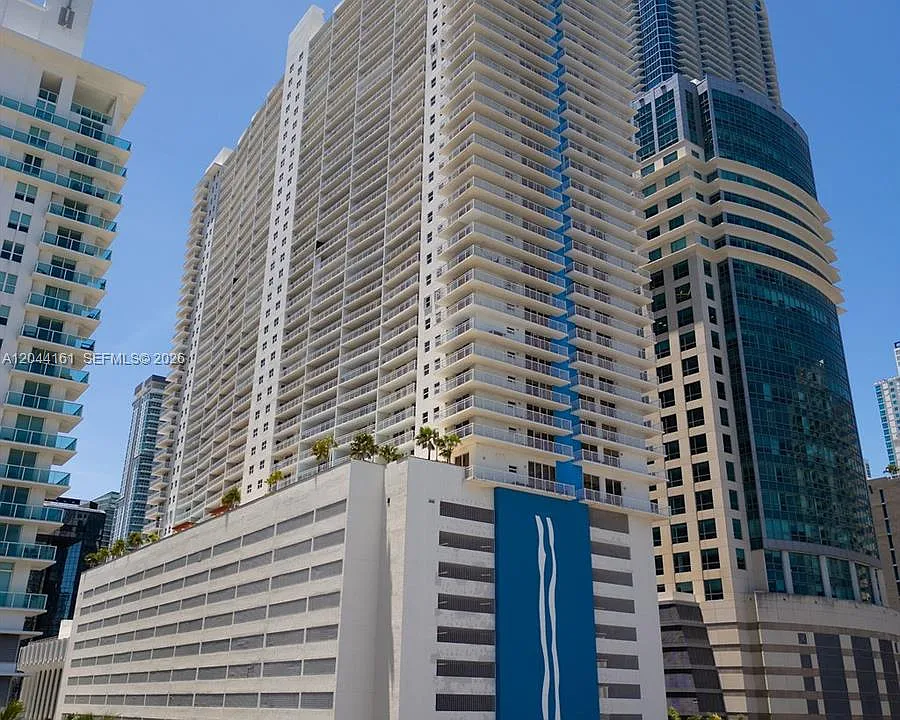 1200 Brickell Bay Dr #2806
