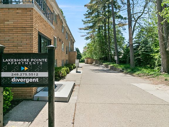 2nd image of 50980 Jefferson Ave APT 5