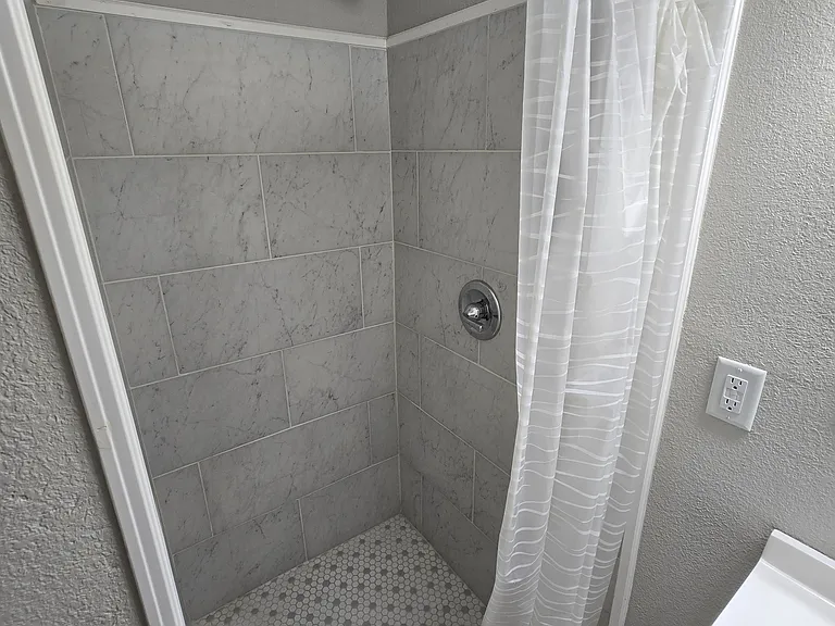 290 S 2nd Ave #2 — Photo 5