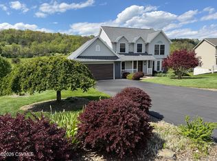 7 Eileens Way, Bloomsburg, PA 17815