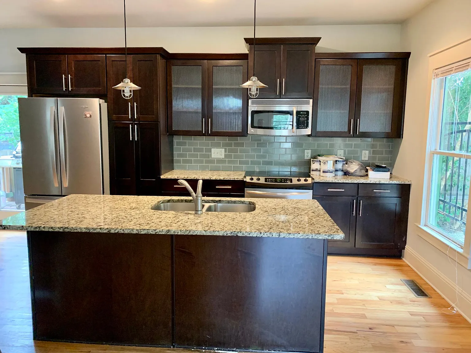 4 bed, 1632 sqft, $4,200 — Photo 4