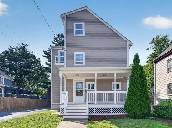102 Pierce St, Hyde Park, MA 02136