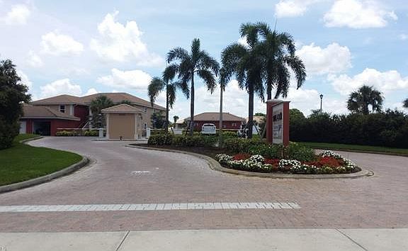 5th image of 27410 Palmesta Cir