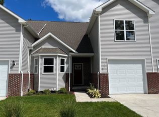 533 Indian Oaks Dr #6, Howell, MI 48843