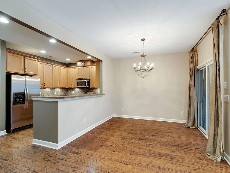 7802 Kemberton Dr W — Photo 7