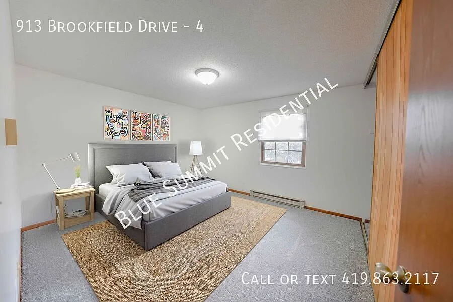 Spacious 2-Bedroom Apartment Near Top Dining, Shopping & Entertainment — Photo 2