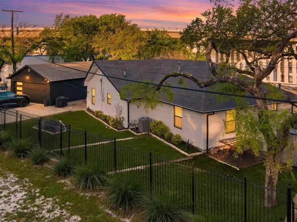 4401 Clarke Dr, Fort Worth, TX 76135