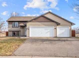 1768 Hidden Trl, Mayer, MN 55360
