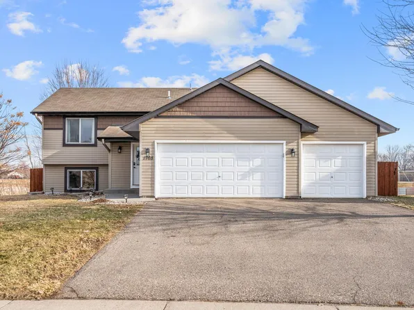 1768 Hidden Trl, Mayer, MN 55360