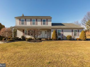 40 Castlewood Dr, Chalfont, PA