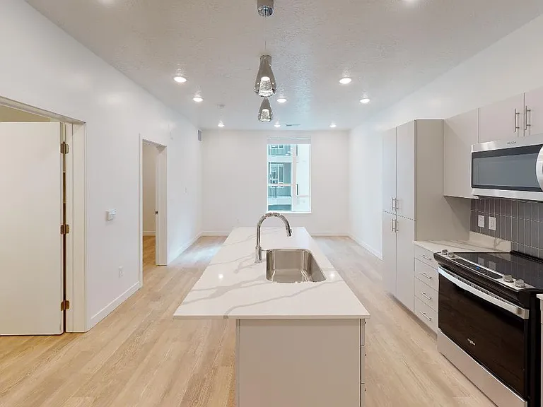 SevenO2 Main Apartments — Photo 106