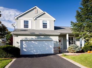 6701 Carlisle Curv, Shakopee, MN 55379