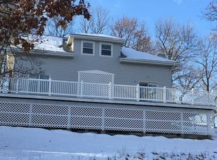 10 Nariticong Ave, Hopatcong, NJ 07843