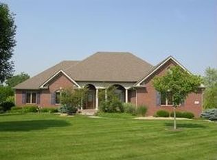 2598 Forest Hills Blvd, Greenwood, IN