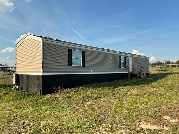 2nd image of 1929 New Holland Rd