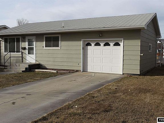 2nd image of 1421 Pulliam Ave