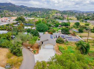 356 Sunrise Cir, Vista, CA 92084