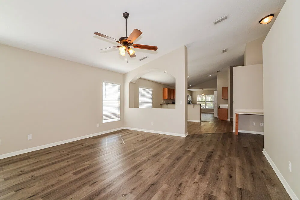 3 bed, 2.0 bath, 1816 sqft, $2,830 — Photo 4