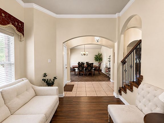3rd image of 2201 Trickling Creek Dr