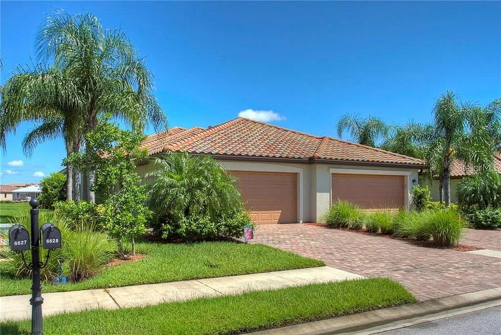 2 bed, 2.0 bath, 1541 sqft, $5,500 — Photo 1