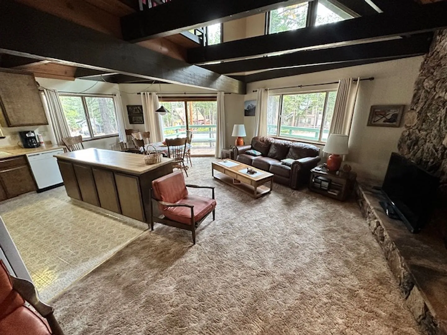 Cute single family 3Bd home available for a seasonal 3-5 month lease! Call me today to inquire!! — Photo 4