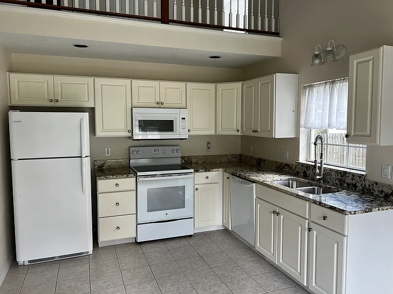 130 N Boston Ave — Photo 13